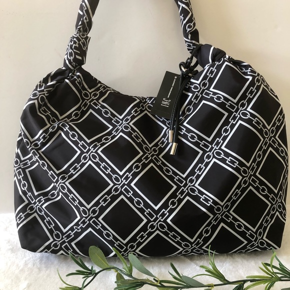 🔹New 👜 INC International Concepts Nosida Geo Chain Print Shoulder Bag, NWT - Picture 2 of 6